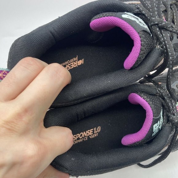 New Balance 412v3 Womens Hiking Trail Shoes Black Size 8.5B EU 40 - Picture 4 of 9